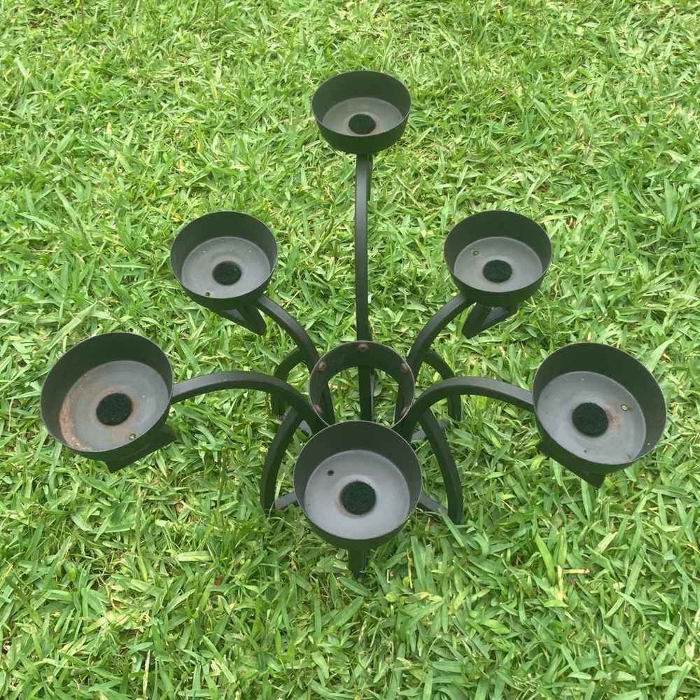 Patio Umbrella Centerpiece - Picture 2 of 7
